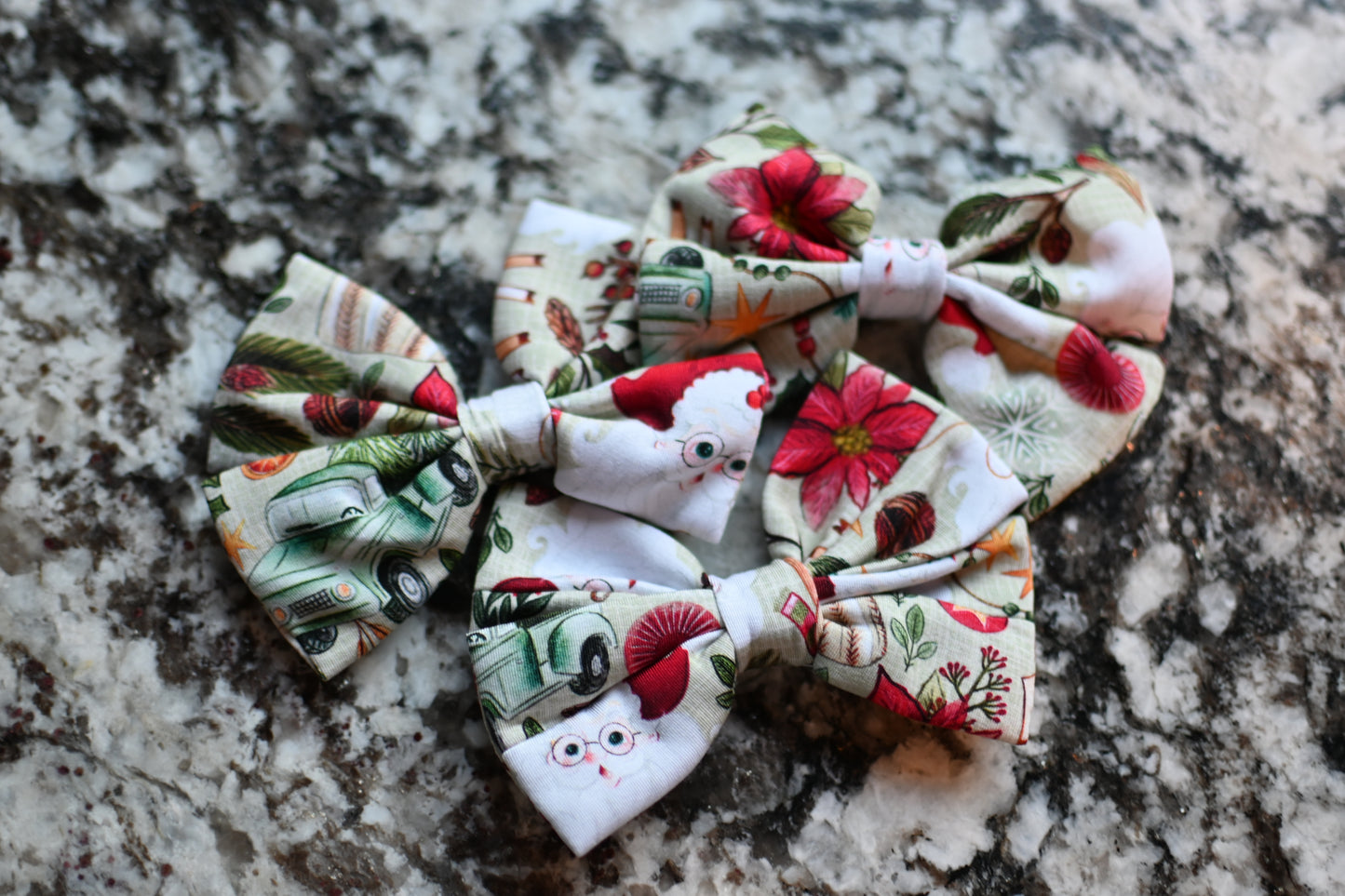 Country Claus Large Clip Bow