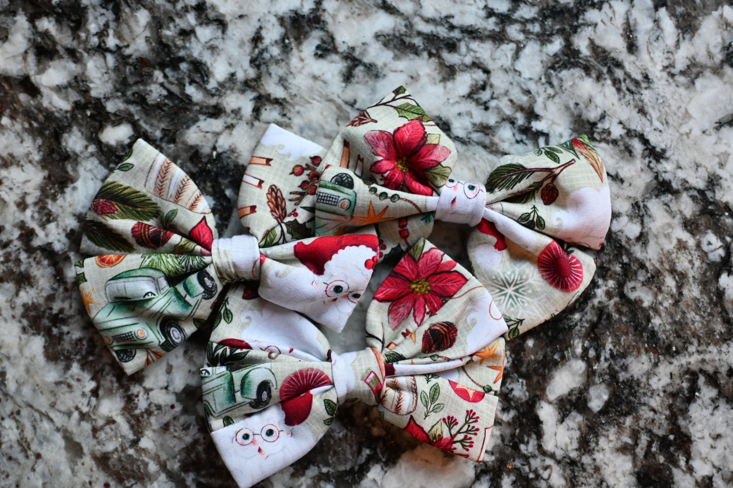 Country Claus Large Clip Bow