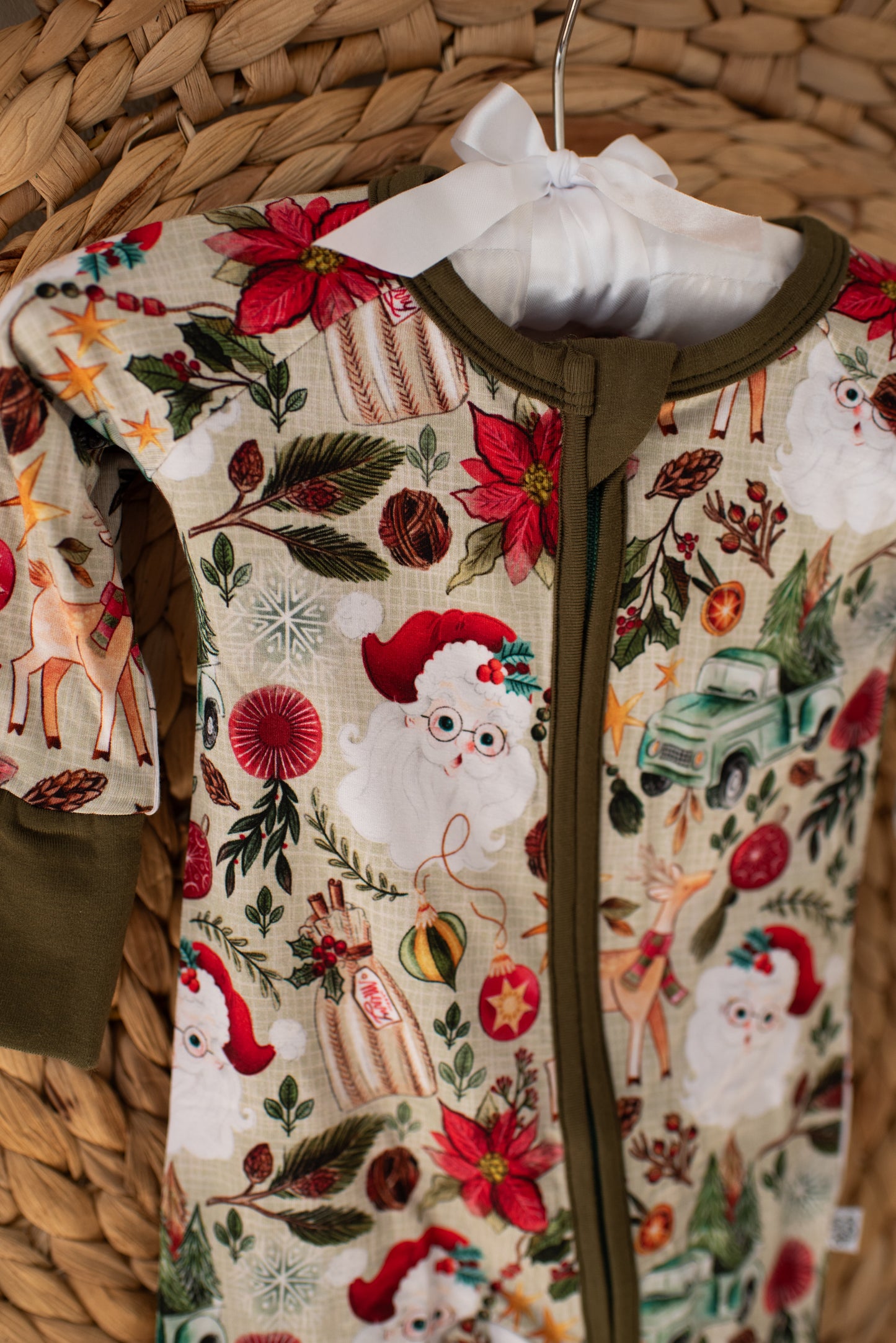 Country Claus Convertible Zippy